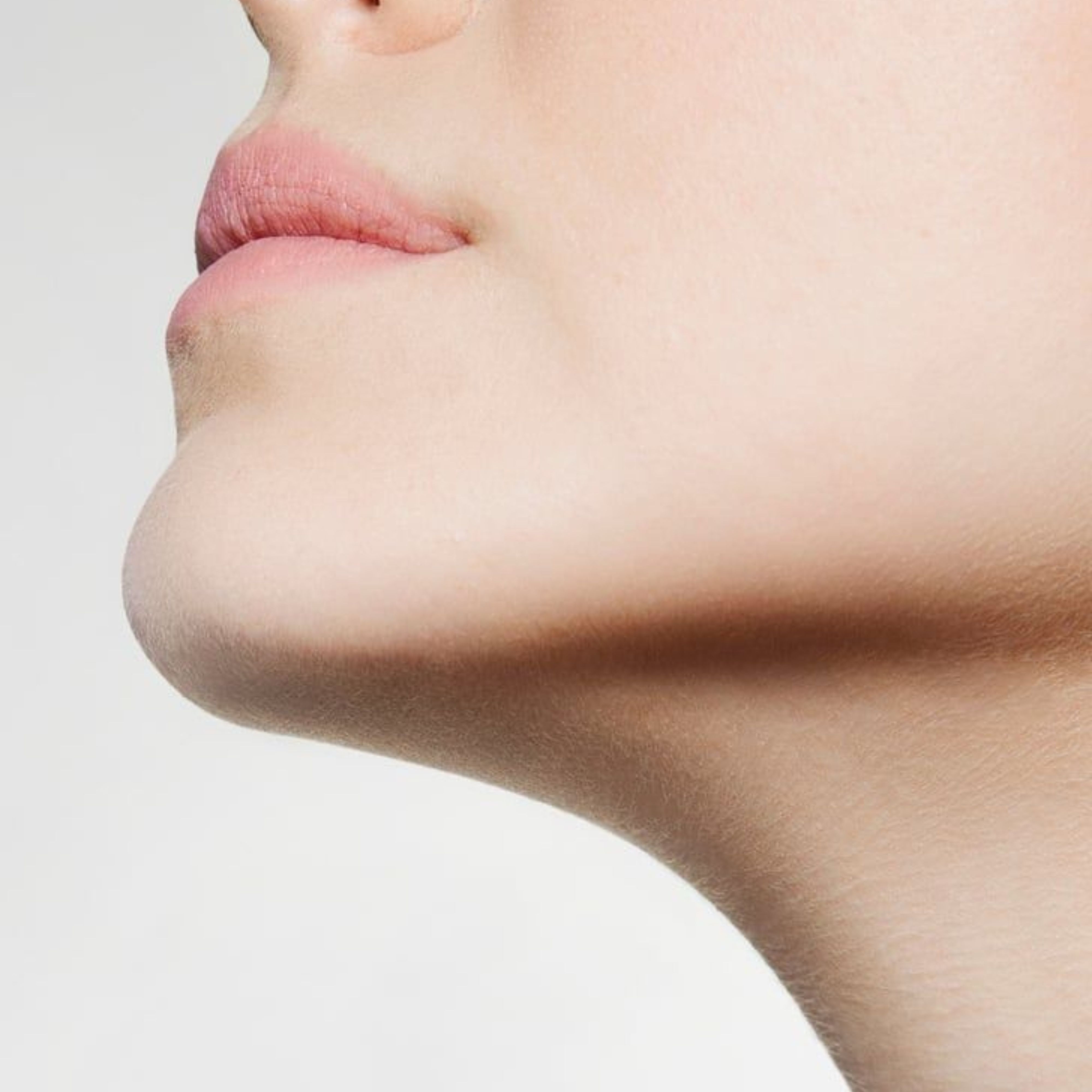 jawline